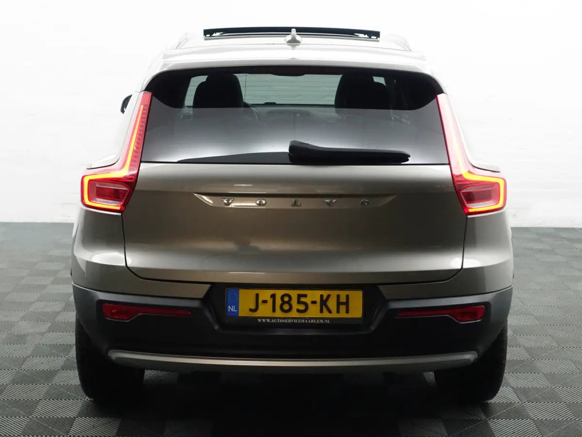 1.5 T3 Inscription Aut- Panodak, Harman Kardon, Stuur/Stoelverwarming, Lane Assist, Xenon Led, Virtual Cockpit