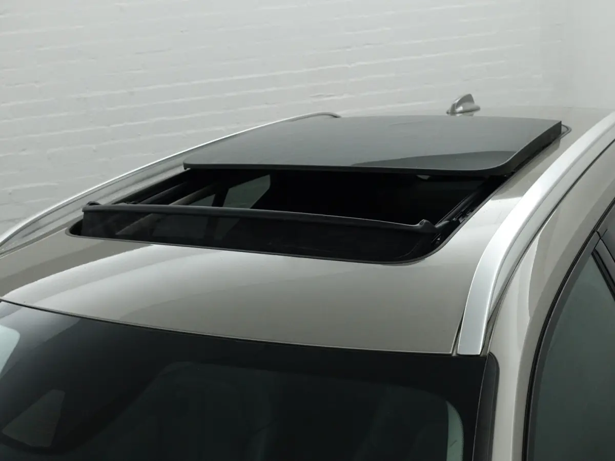 1.5 T3 Inscription Aut- Panodak, Harman Kardon, Stuur/Stoelverwarming, Lane Assist, Xenon Led, Virtual Cockpit