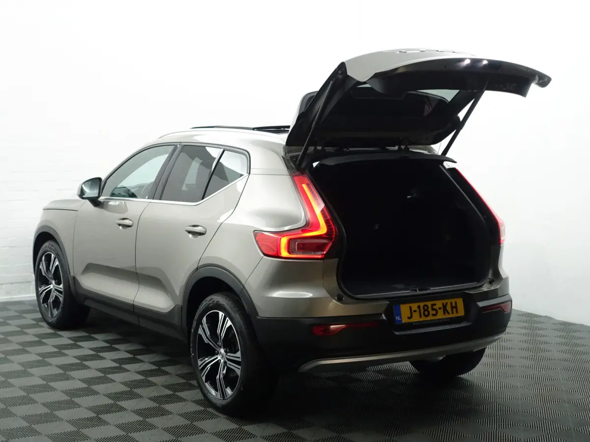 1.5 T3 Inscription Aut- Panodak, Harman Kardon, Stuur/Stoelverwarming, Lane Assist, Xenon Led, Virtual Cockpit