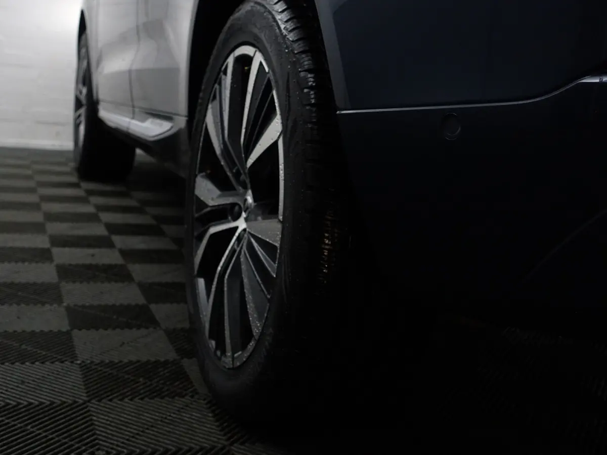 2.0 T6 Plug-in hybrid AWD Inscription- Panoramadak, Elek Trekhaak, Stuur/Stoelverwarming, Stoelventilatie, Harman Kardon
