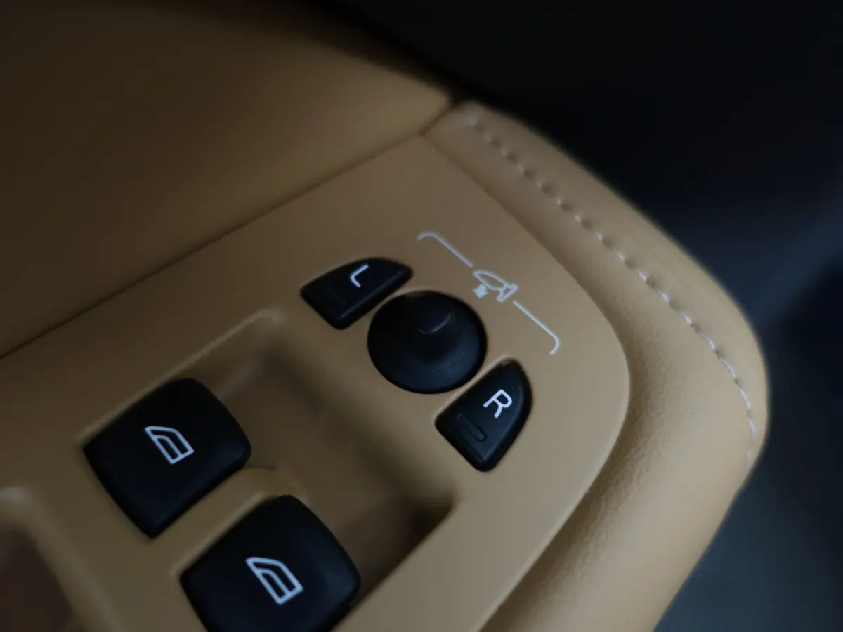 2.0 T6 Plug-in hybrid AWD Inscription- Panoramadak, Elek Trekhaak, Stuur/Stoelverwarming, Stoelventilatie, Harman Kardon