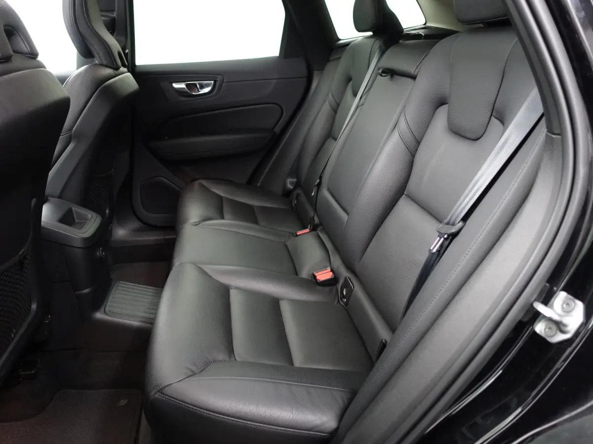 2.0 T6 Plug-in hybrid AWD Inscription- Facelift, Harman Kardon, Panoramadak, Head Up, Elek Trekhaak