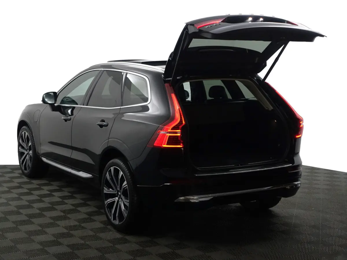 2.0 T6 Plug-in hybrid AWD Inscription- Facelift, Harman Kardon, Panoramadak, Head Up, Elek Trekhaak