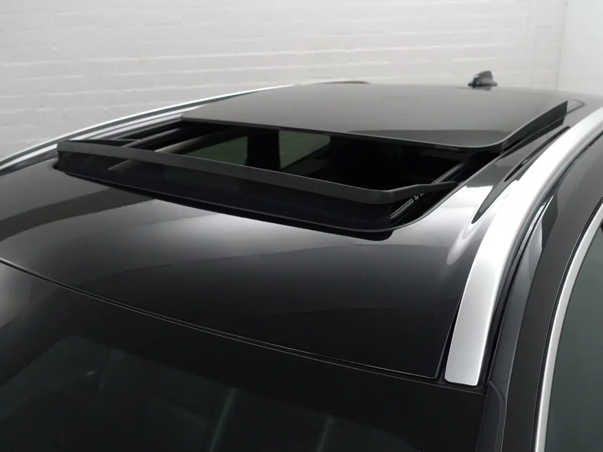 2.0 T6 Plug-in hybrid AWD Inscription- Facelift, Harman Kardon, Panoramadak, Head Up, Elek Trekhaak