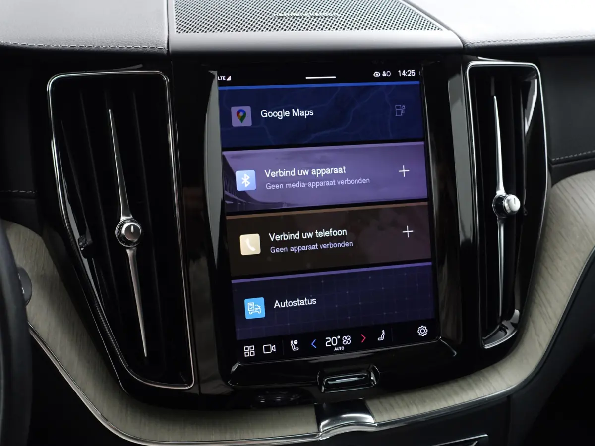 2.0 T6 Plug-in hybrid AWD Inscription- Facelift, Harman Kardon, Panoramadak, Head Up, Elek Trekhaak