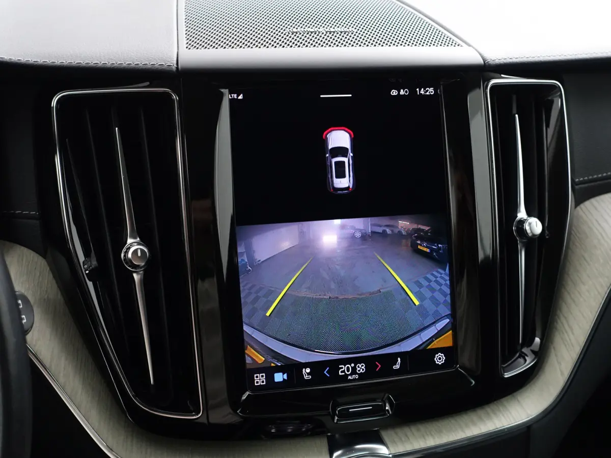 2.0 T6 Plug-in hybrid AWD Inscription- Facelift, Harman Kardon, Panoramadak, Head Up, Elek Trekhaak