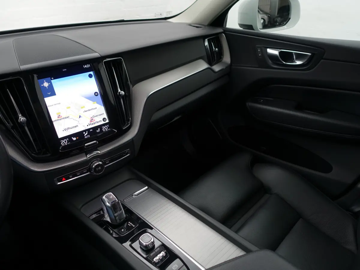 2.0 T8 Twin Engine AWD Inscription Blackpack Aut- Panoramadak, Memory, Xenon led, Blis, Dynamic Select, Elek Trekhaak, Lane Assist