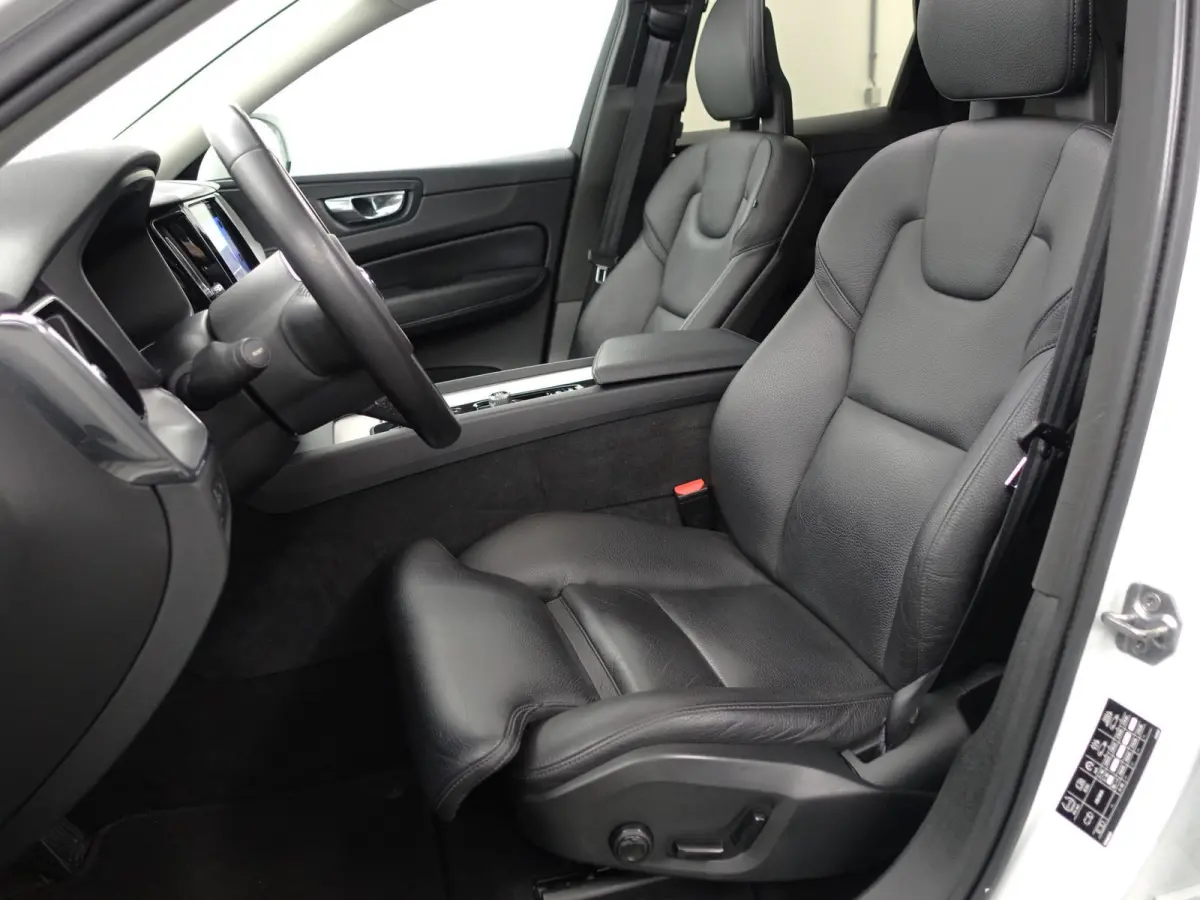 2.0 T8 Twin Engine AWD Inscription Blackpack Aut- Panoramadak, Memory, Xenon led, Blis, Dynamic Select, Elek Trekhaak, Lane Assist