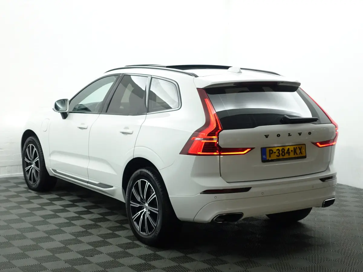2.0 T8 Twin Engine AWD Inscription Blackpack Aut- Panoramadak, Memory, Xenon led, Blis, Dynamic Select, Elek Trekhaak, Lane Assist