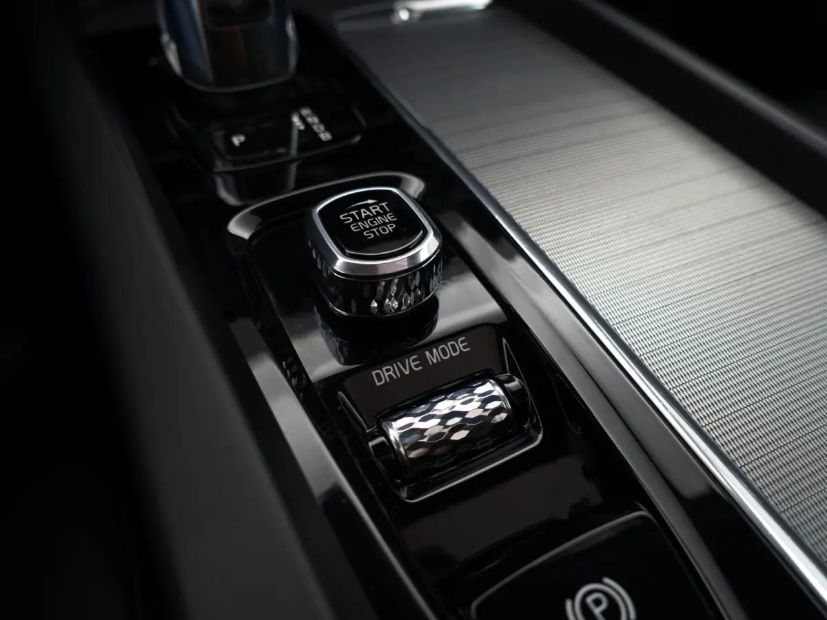 2.0 T8 Twin Engine AWD Inscription Blackpack Aut- Panoramadak, Memory, Xenon led, Blis, Dynamic Select, Elek Trekhaak, Lane Assist