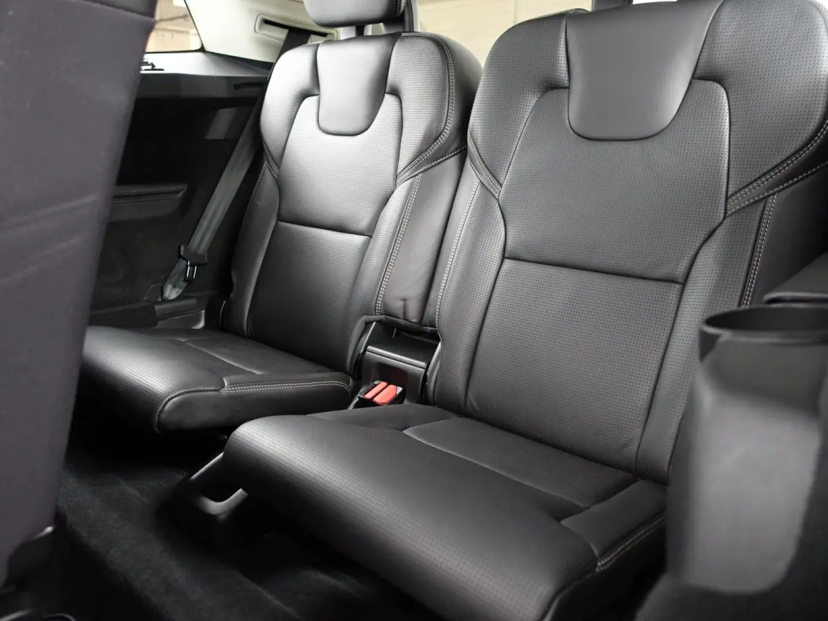 2.0 T5 AWD Inscription Aut- 7 Pers, Panoramadak, Stoelventilatie, Head Up, Active Xenon Led, Lane Assist