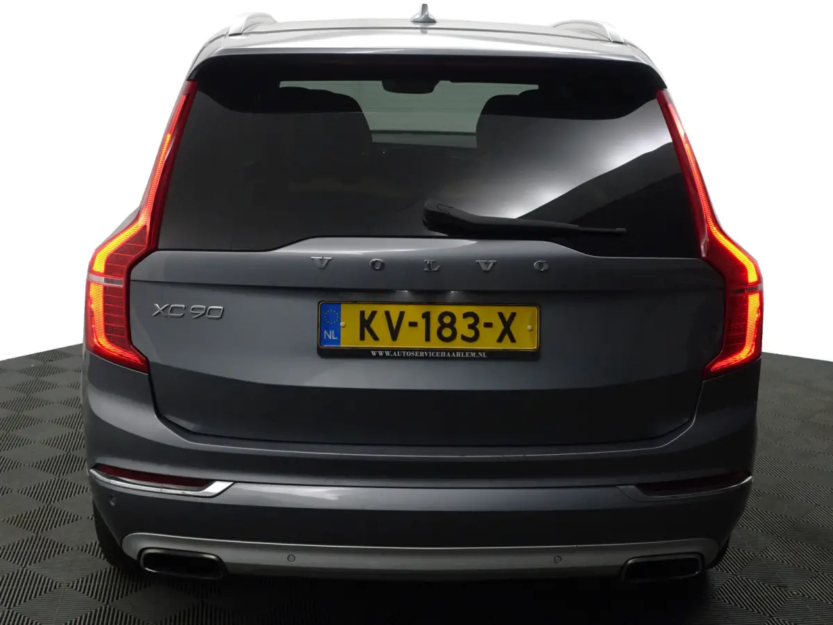 2.0 T8 Twin Engine AWD Inscription- 7 Pers, Panoramadak, Trekhaak, Carplay, Android Auto, Active Xenon Led