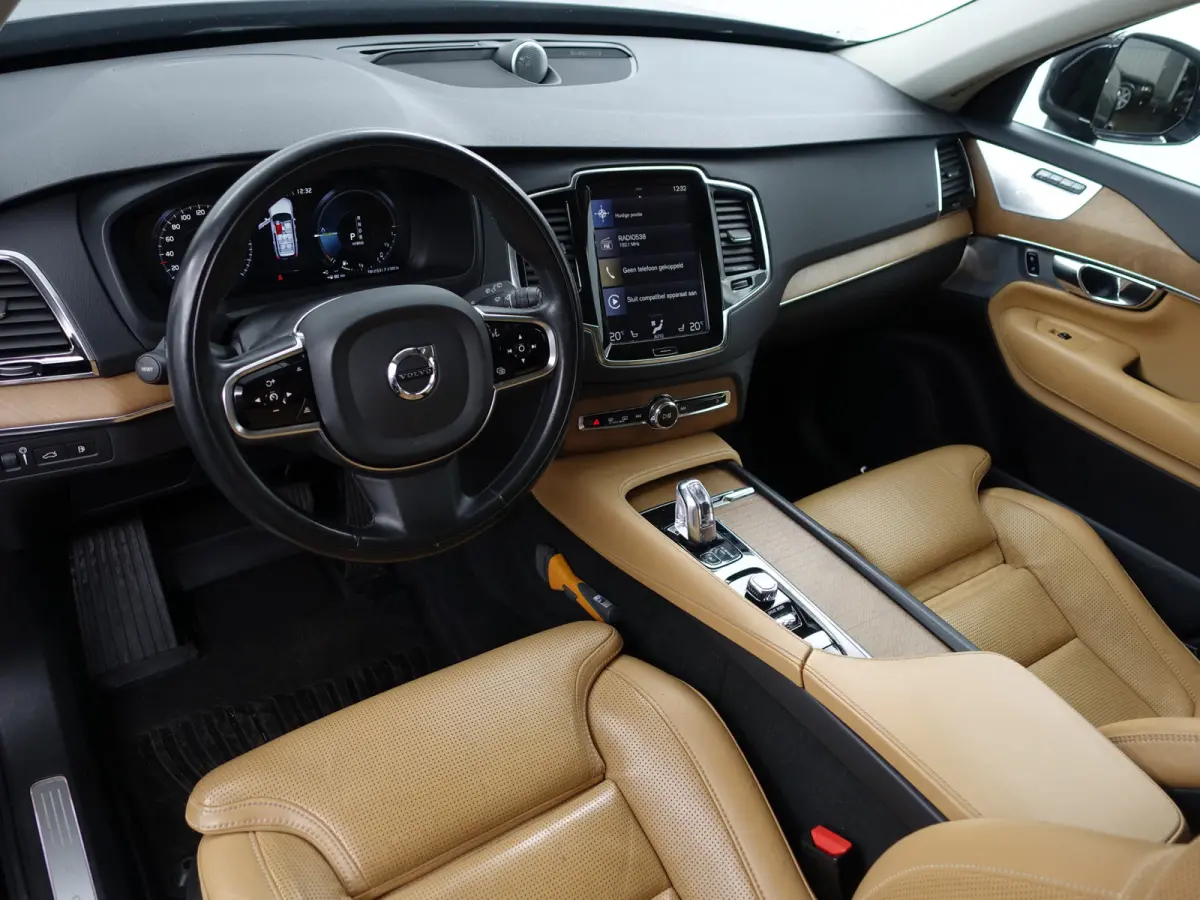 2.0 T8 Twin Engine AWD Inscription- 7 Pers, Panoramadak, Bowers Wilkins, Head Up, Stoelventilatie, Stuur/Stoelverwarming