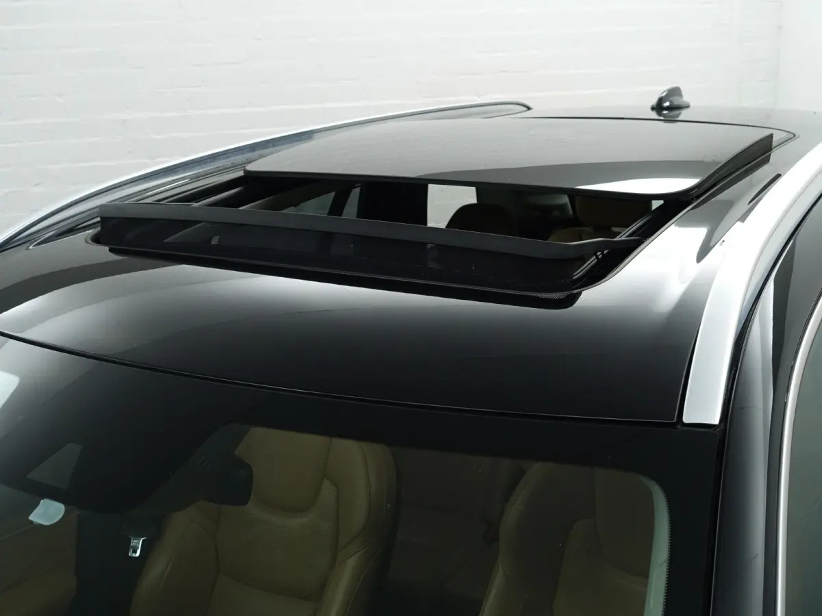 2.0 T8 Twin Engine AWD Inscription- 7 Pers, Panoramadak, Bowers Wilkins, Head Up, Stoelventilatie, Stuur/Stoelverwarming