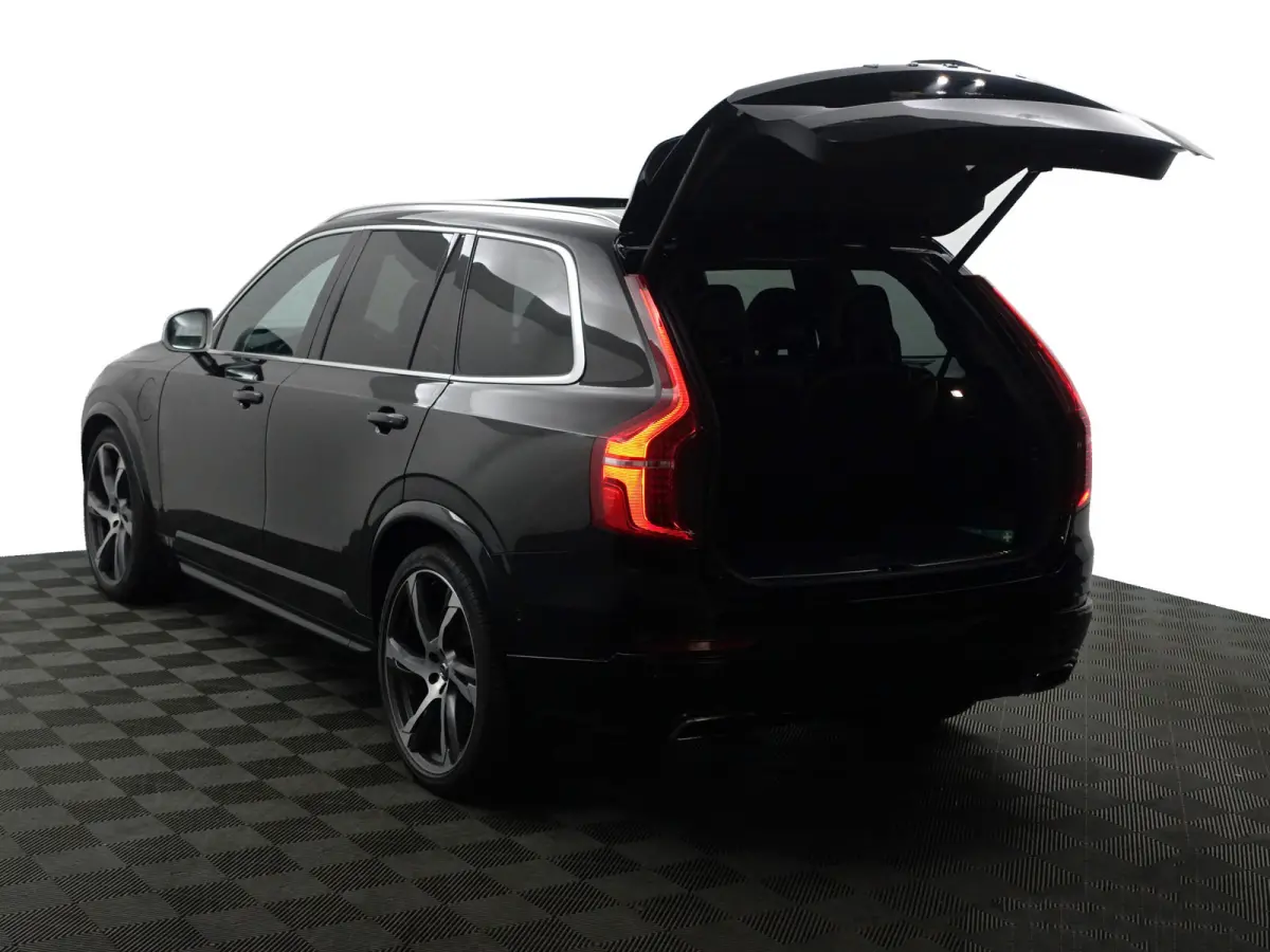 2.0 T8 Twin Engine AWD R-Design- 7 Pers, Panoramadak, Active Xenon Led, Memory, Luchtvering, Privacy Glass