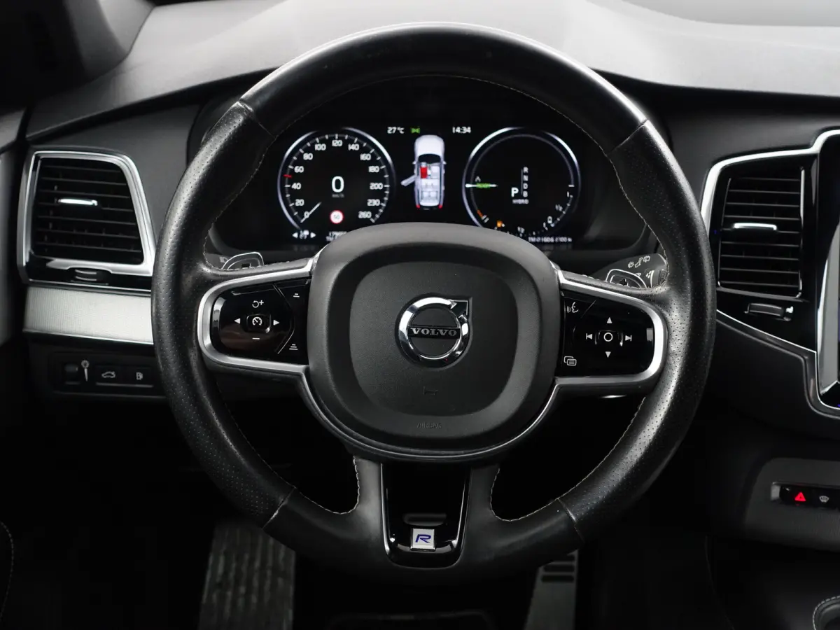 2.0 T8 Twin Engine AWD R-Design- 7 Pers, Panoramadak, Active Xenon Led, Memory, Luchtvering, Privacy Glass