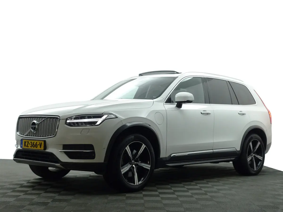 2.0 T8 Twin Engine AWD Inscription- Bowers Wilkins, Panoramadak, Head Up, High Beam Led, Elek Trekhaak, Stoelventilatie