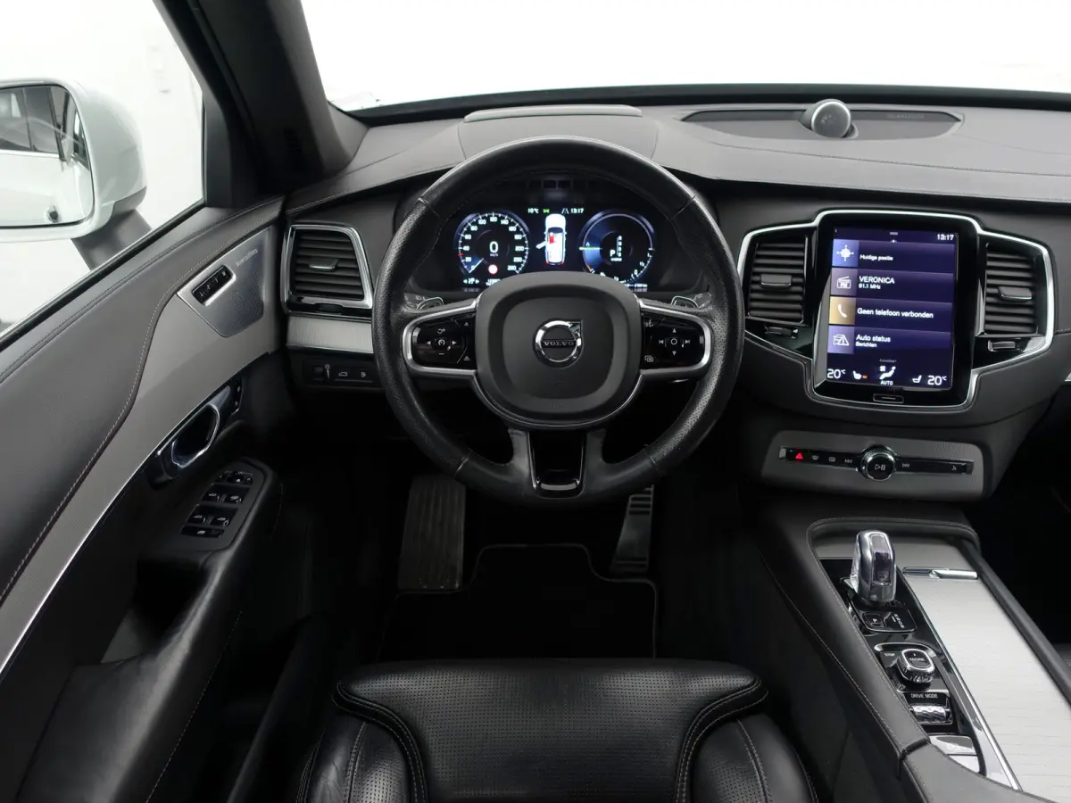 2.0 T8 Twin Engine AWD Inscription- Bowers Wilkins, Panoramadak, Head Up, High Beam Led, Elek Trekhaak, Stoelventilatie