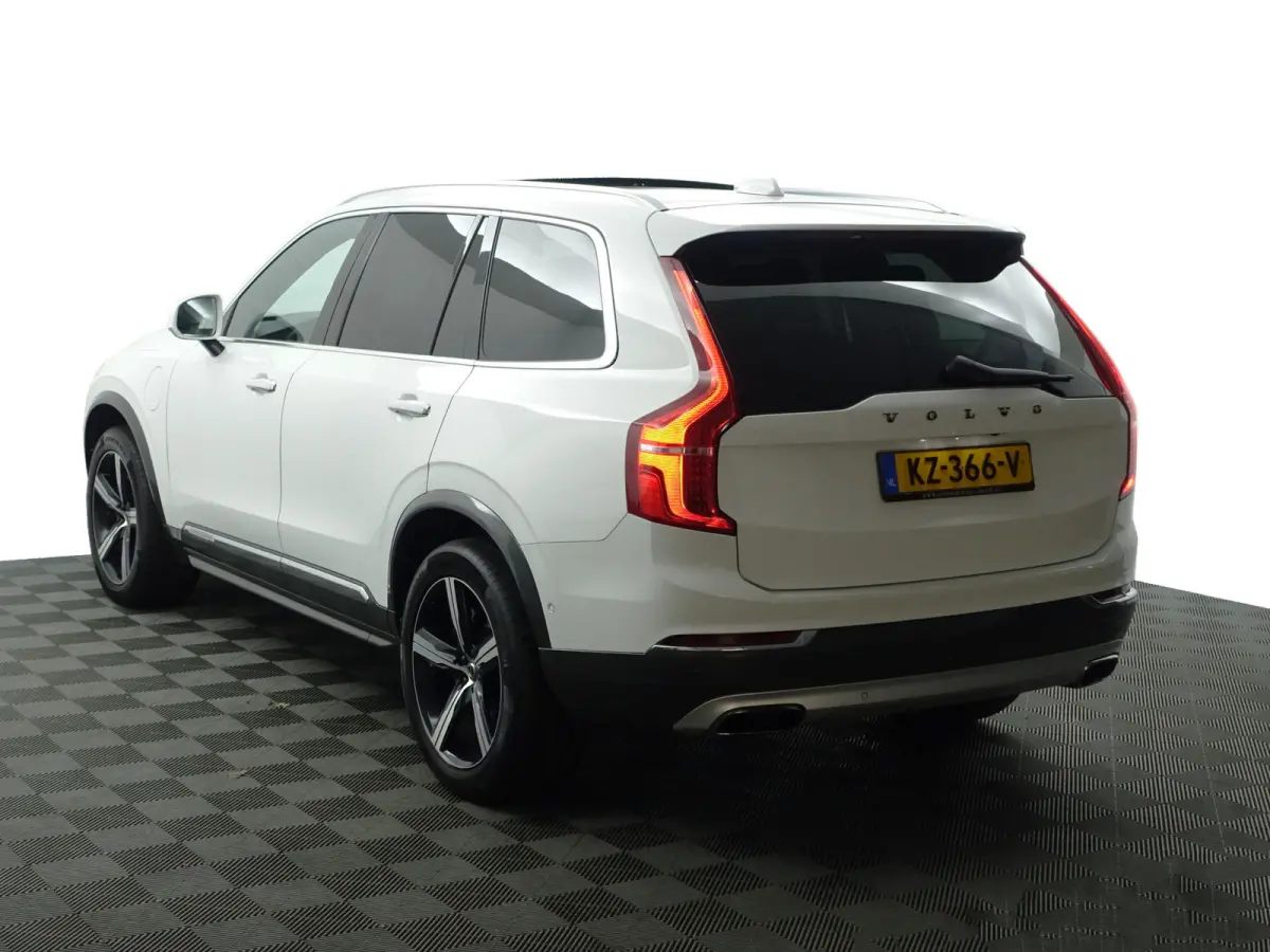 2.0 T8 Twin Engine AWD Inscription- Bowers Wilkins, Panoramadak, Head Up, High Beam Led, Elek Trekhaak, Stoelventilatie
