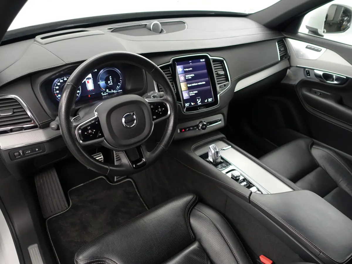 2.0 T8 Twin Engine AWD Inscription- Bowers Wilkins, Panoramadak, Head Up, High Beam Led, Elek Trekhaak, Stoelventilatie