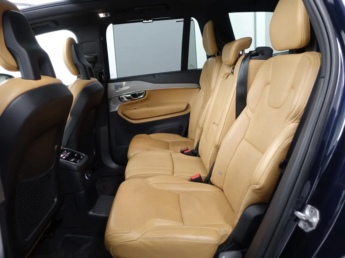 2.0 T8 Twin Engine AWD Inscription Aut- Bowers Wilkins, Panodak, Memory, Head Up, Stoelventilatie, Stuur/Stoelverwarming
