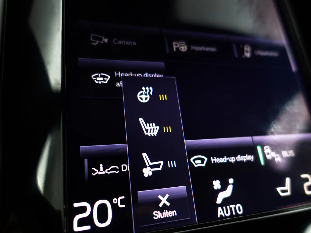 2.0 T8 Twin Engine AWD Inscription Aut- Bowers Wilkins, Panodak, Memory, Head Up, Stoelventilatie, Stuur/Stoelverwarming