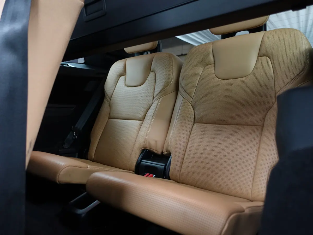 2.0 T8 Twin Engine AWD Inscription Aut- Bowers Wilkins, Panodak, Memory, Head Up, Stoelventilatie, Stuur/Stoelverwarming