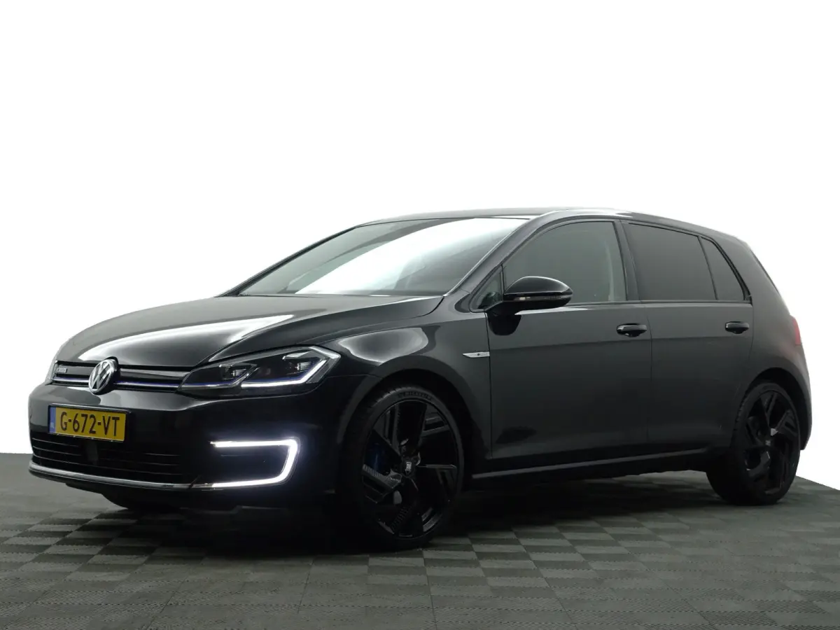 Highline Aut- CarPlay, Dynamic Select, Park Assist, Led, Stoelverwarming, Ada Cruise, Clima