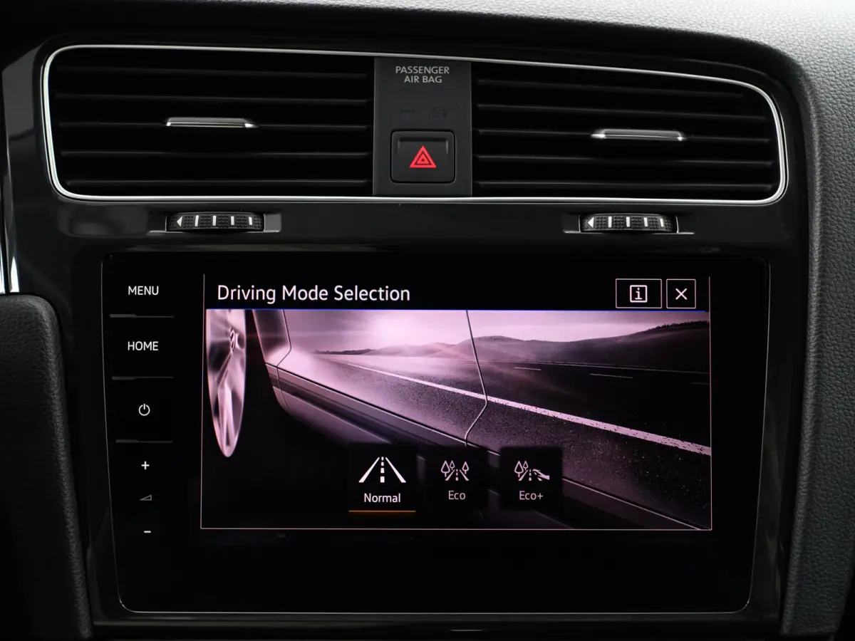 Highline Aut- CarPlay, Dynamic Select, Park Assist, Led, Stoelverwarming, Ada Cruise, Clima