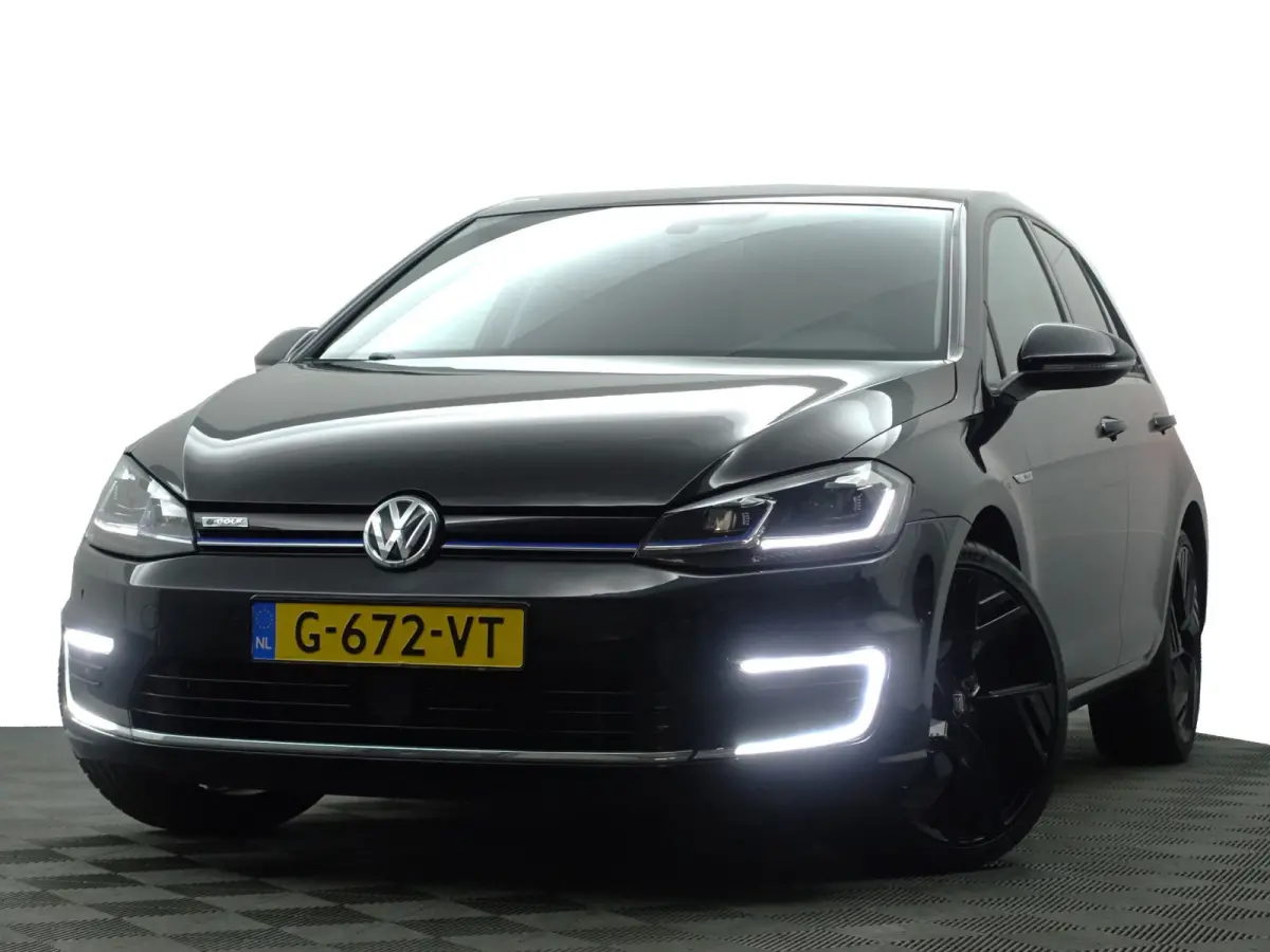 Highline Aut- CarPlay, Dynamic Select, Park Assist, Led, Stoelverwarming, Ada Cruise, Clima