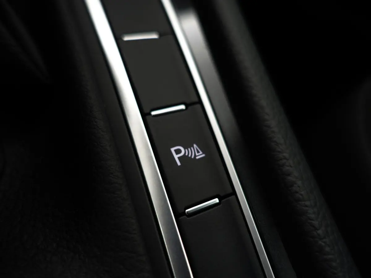 Highline Aut- CarPlay, Dynamic Select, Park Assist, Led, Stoelverwarming, Ada Cruise, Clima