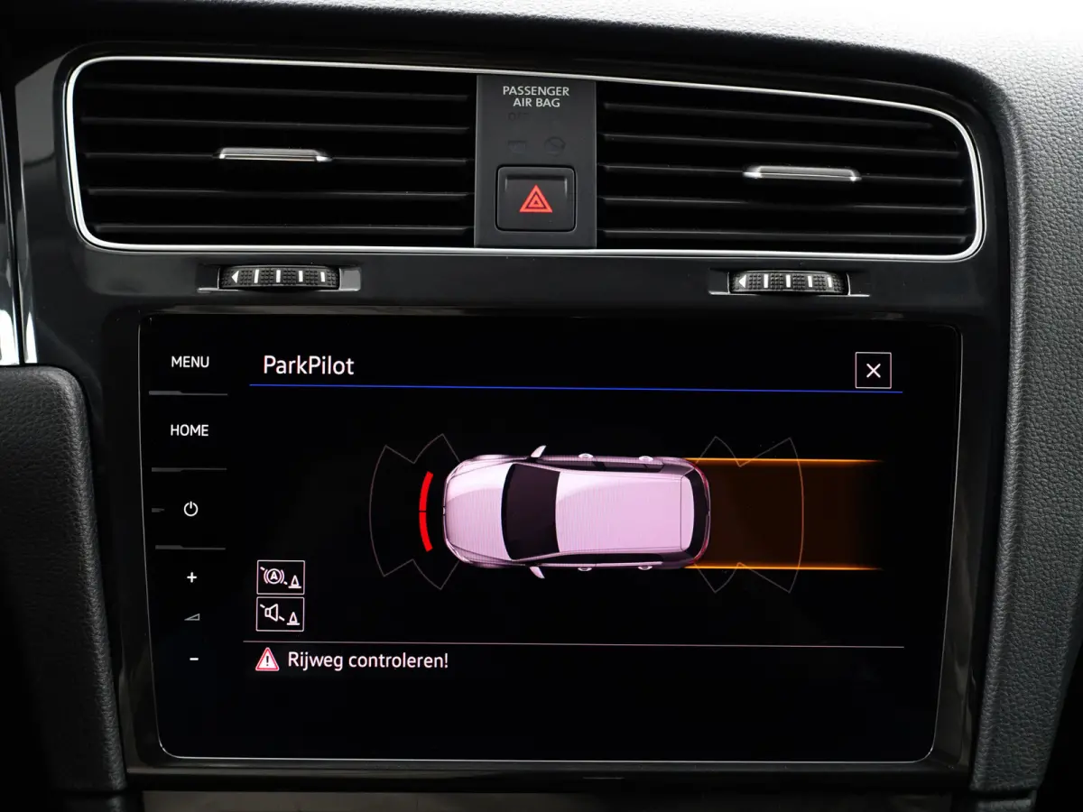 Highline Aut- CarPlay, Dynamic Select, Park Assist, Led, Stoelverwarming, Ada Cruise, Clima