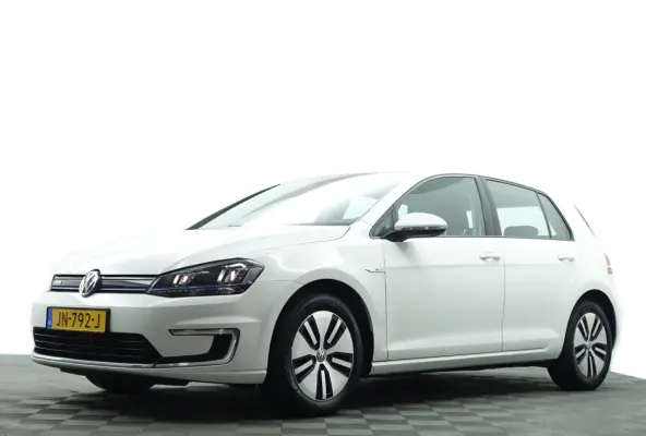 Highline Aut- Xenon Led, Carplay, Navigatie, Clima, Dynamic Select, Cruise
