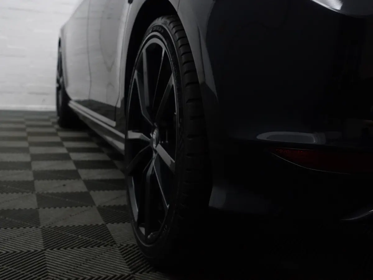 2.0 TSI R 4Motion Aut- Volledig Onderhouden, Panoramadak, Dynamic Select, Performance Interieur