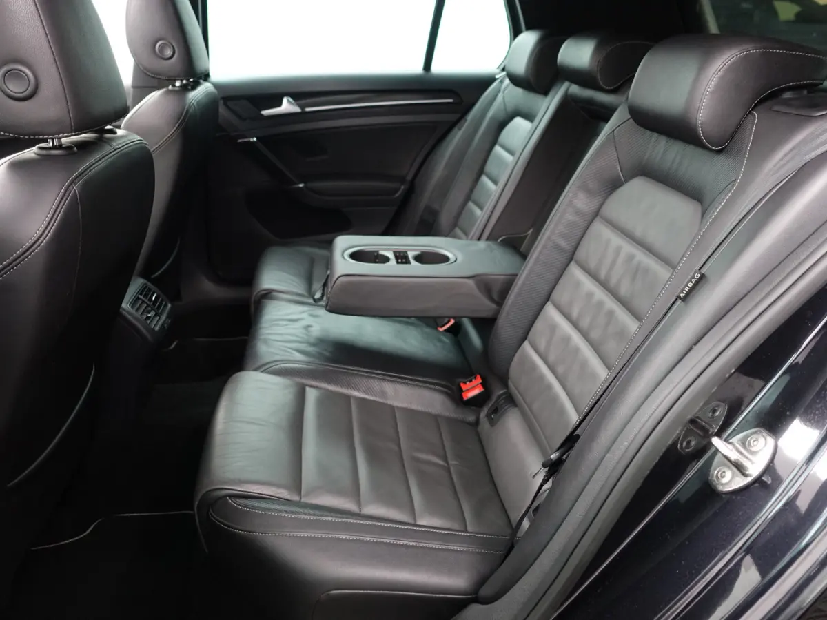 2.0 TSI R 4Motion Aut- Volledig Onderhouden, Panoramadak, Dynamic Select, Performance Interieur