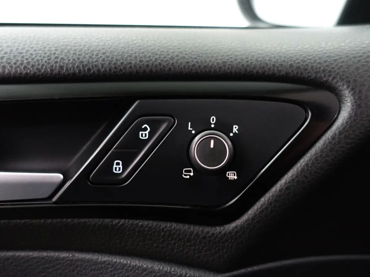 2.0 TSI R 4Motion Aut- Volledig Onderhouden, Panoramadak, Dynamic Select, Performance Interieur