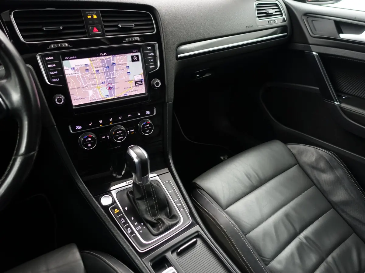 2.0 TSI R 4Motion Aut- Volledig Onderhouden, Panoramadak, Dynamic Select, Performance Interieur