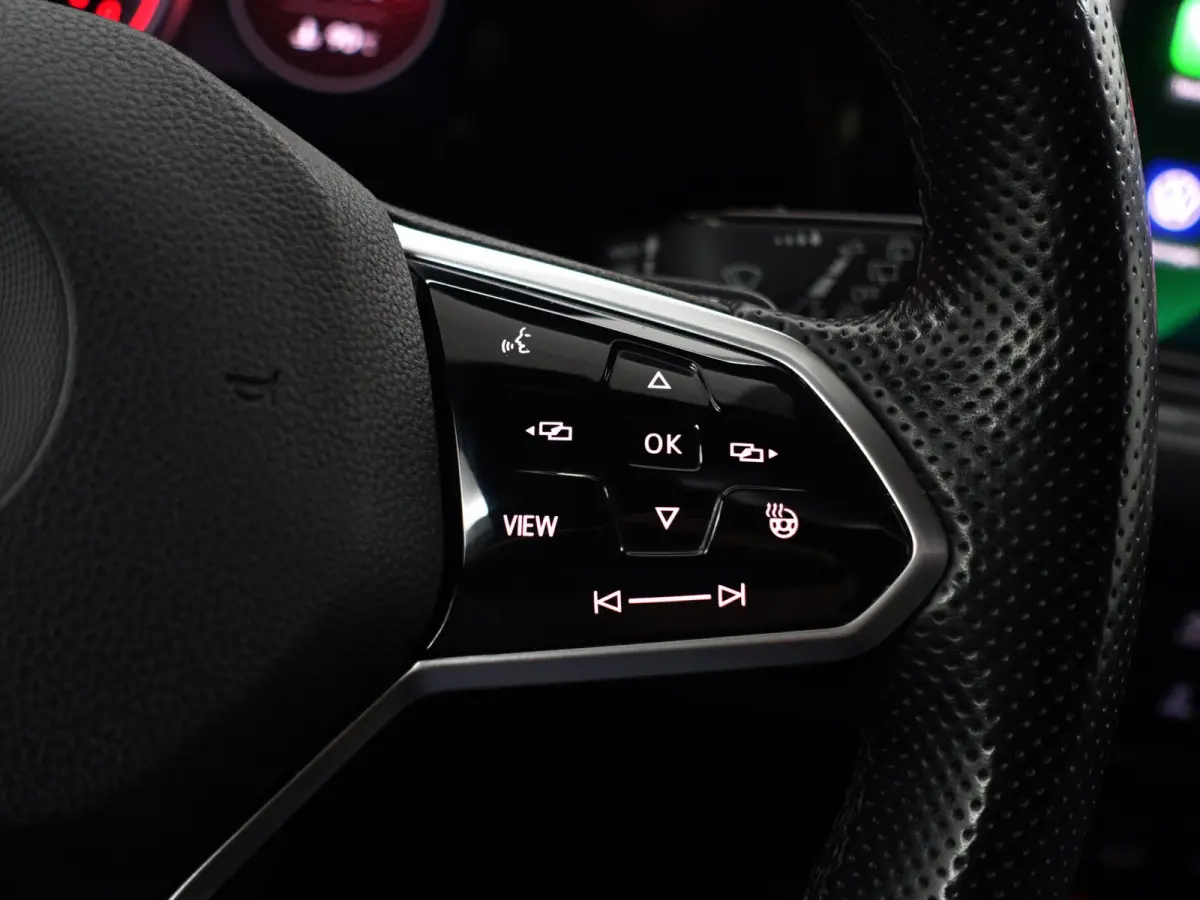 2.0 TSI GTI Aut- Panoramadak, Harman Kardon, Head Up, Stuur/Stoelverwarming, Sfeerverlichting