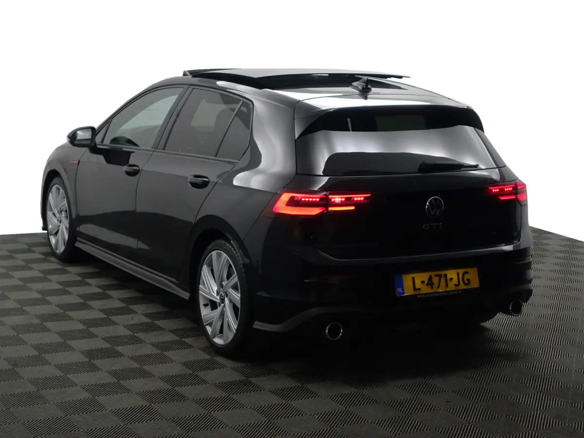 2.0 TSI GTI Aut- Panoramadak, Harman Kardon, Head Up, Stuur/Stoelverwarming, Sfeerverlichting