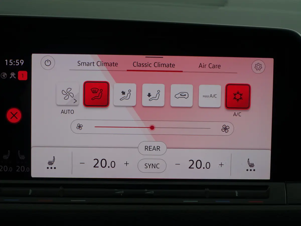 2.0 TSI GTI Aut- Panoramadak, Harman Kardon, Head Up, Stuur/Stoelverwarming, Sfeerverlichting