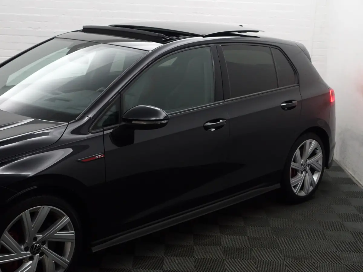 2.0 TSI GTI Aut- Panoramadak, Harman Kardon, Head Up, Stuur/Stoelverwarming, Sfeerverlichting