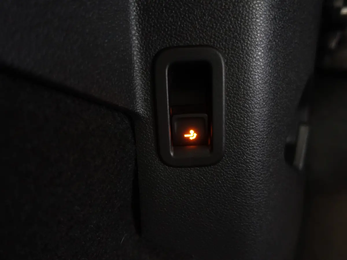 2.0 TSI GTI Aut- Panoramadak, Harman Kardon, Head Up, Stuur/Stoelverwarming, Sfeerverlichting