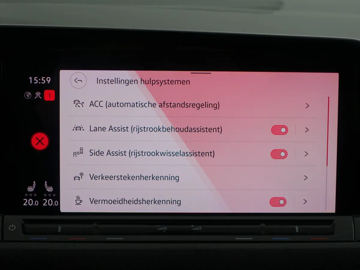 2.0 TSI GTI Aut- Panoramadak, Harman Kardon, Head Up, Stuur/Stoelverwarming, Sfeerverlichting