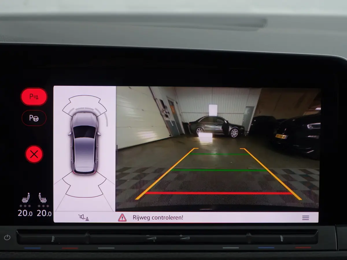 2.0 TSI GTI Aut- Panoramadak, Harman Kardon, Head Up, Stuur/Stoelverwarming, Sfeerverlichting