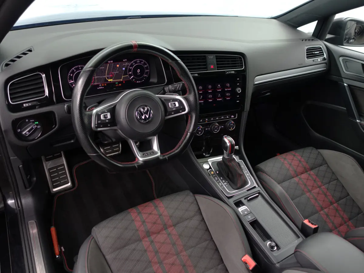 2.0 TSI GTI TCR Aut- Panoramadak, Xenon Led Matrix, Dynamic Select, Keyless, Sfeerverlichting, Ada Cruise