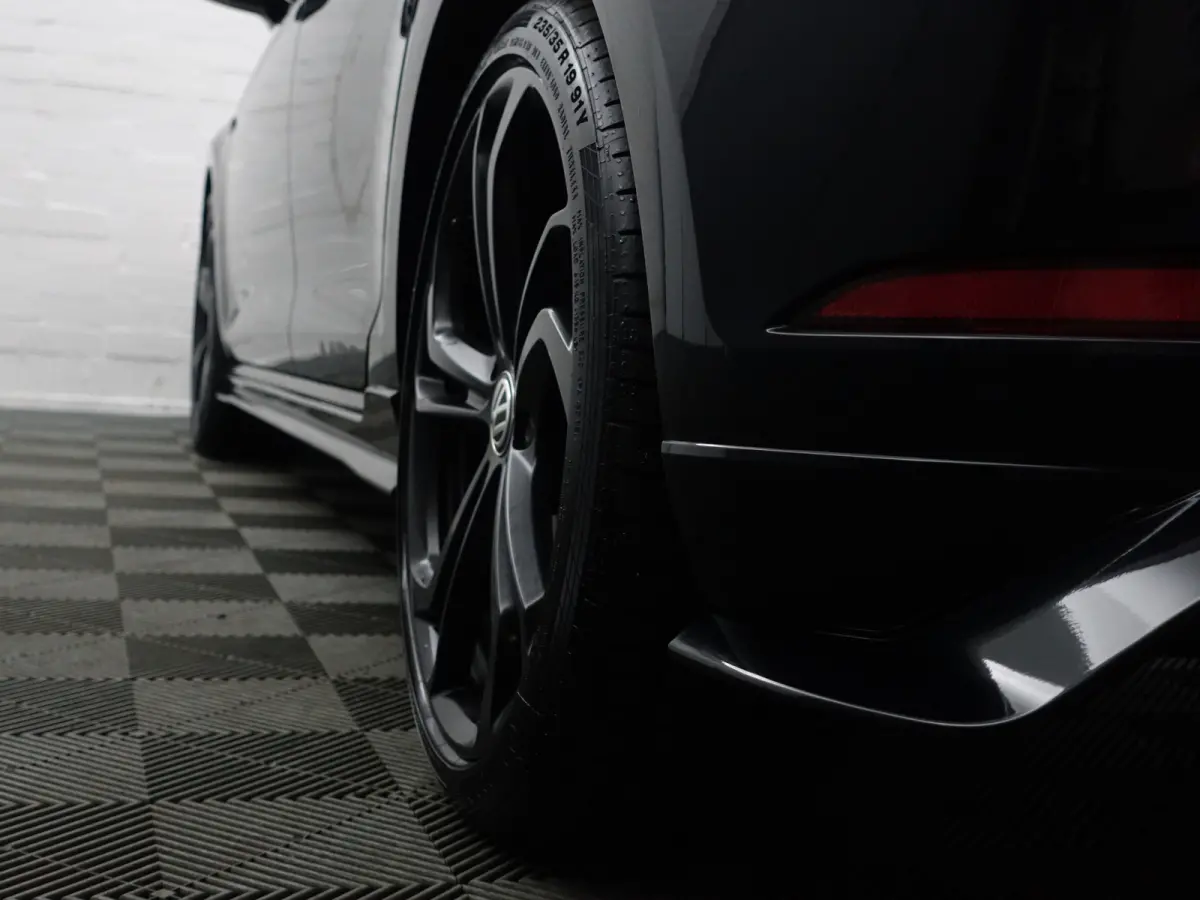 2.0 TSI GTI TCR Aut- Panoramadak, Xenon Led Matrix, Dynamic Select, Keyless, Sfeerverlichting, Ada Cruise