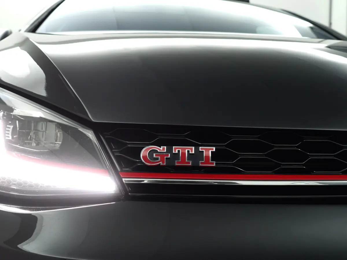 2.0 TSI GTI TCR Aut- Panoramadak, Xenon Led Matrix, Dynamic Select, Keyless, Sfeerverlichting, Ada Cruise