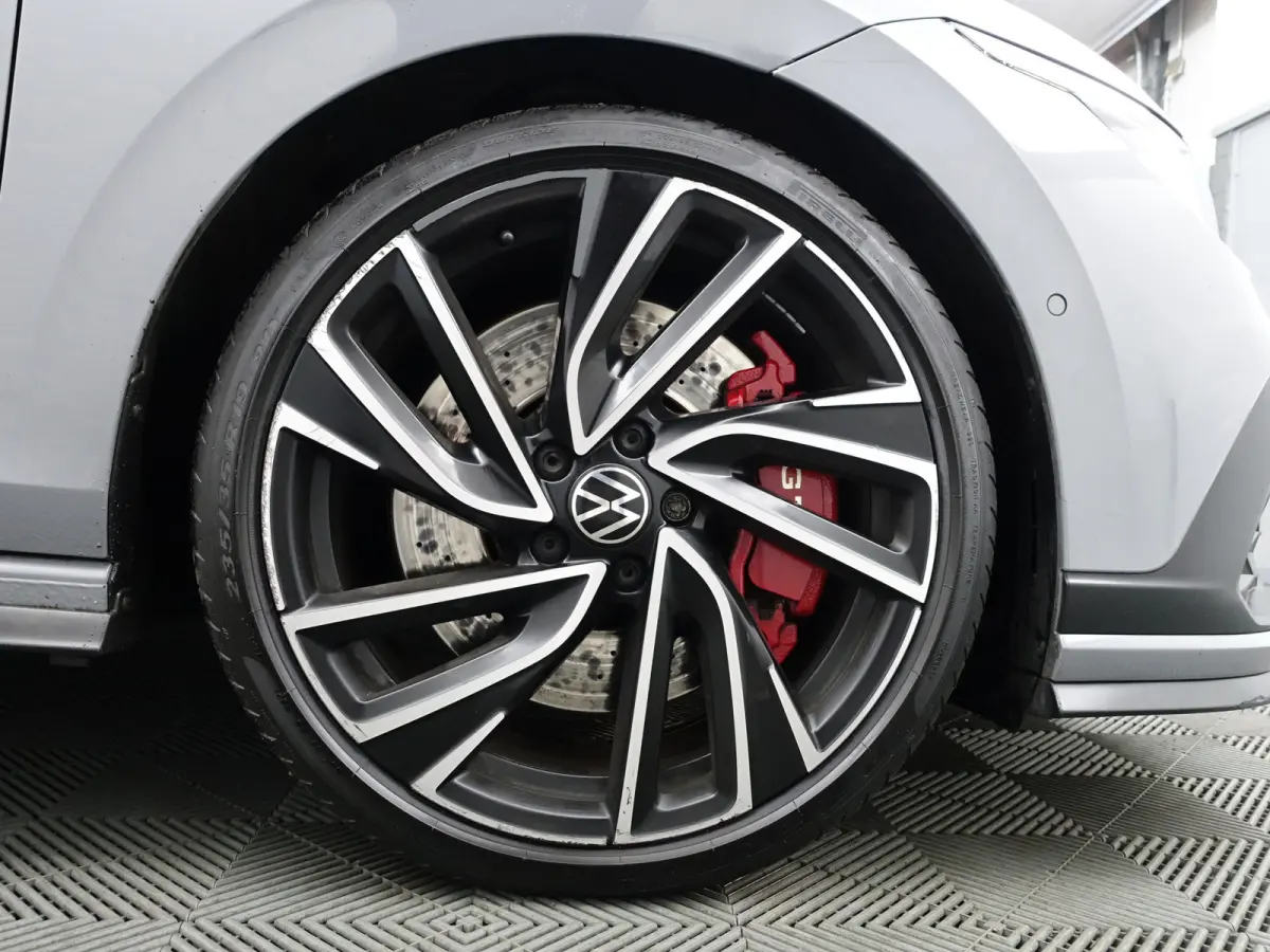 2.0 TSI GTI Clubsport Aut- Panoramadak, Harman Kardon, Sfeerverlichting, Stuur/Stoelverwarming, Xenon Led Matrix