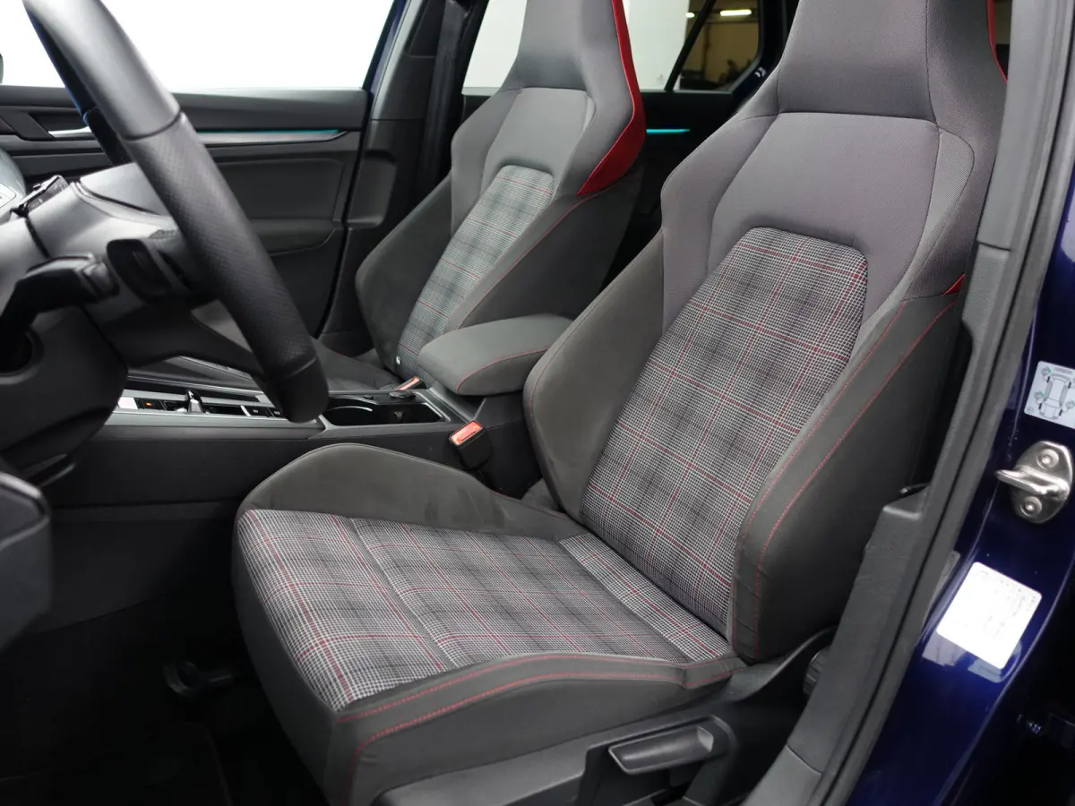 2.0 TSI GTI Aut- Panoramadak, Harman Kardon, Sfeerverlichting, Stuur/Stoelverwarming, Park Pilot