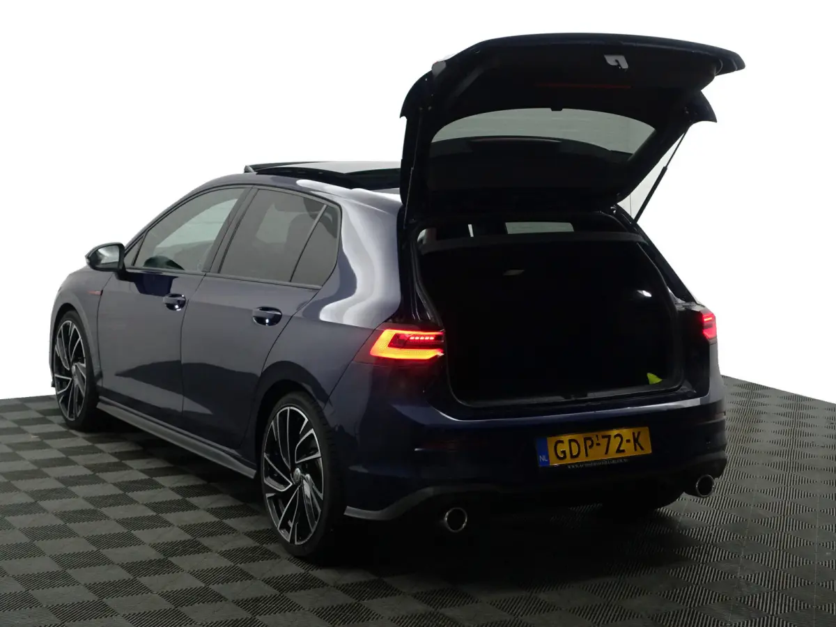 2.0 TSI GTI Aut- Panoramadak, Harman Kardon, Sfeerverlichting, Stuur/Stoelverwarming, Park Pilot